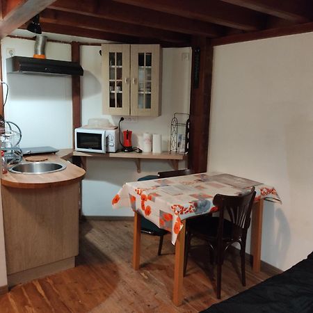 Studio La Nuit Au Coeur De Ville Limoux Exteriör bild