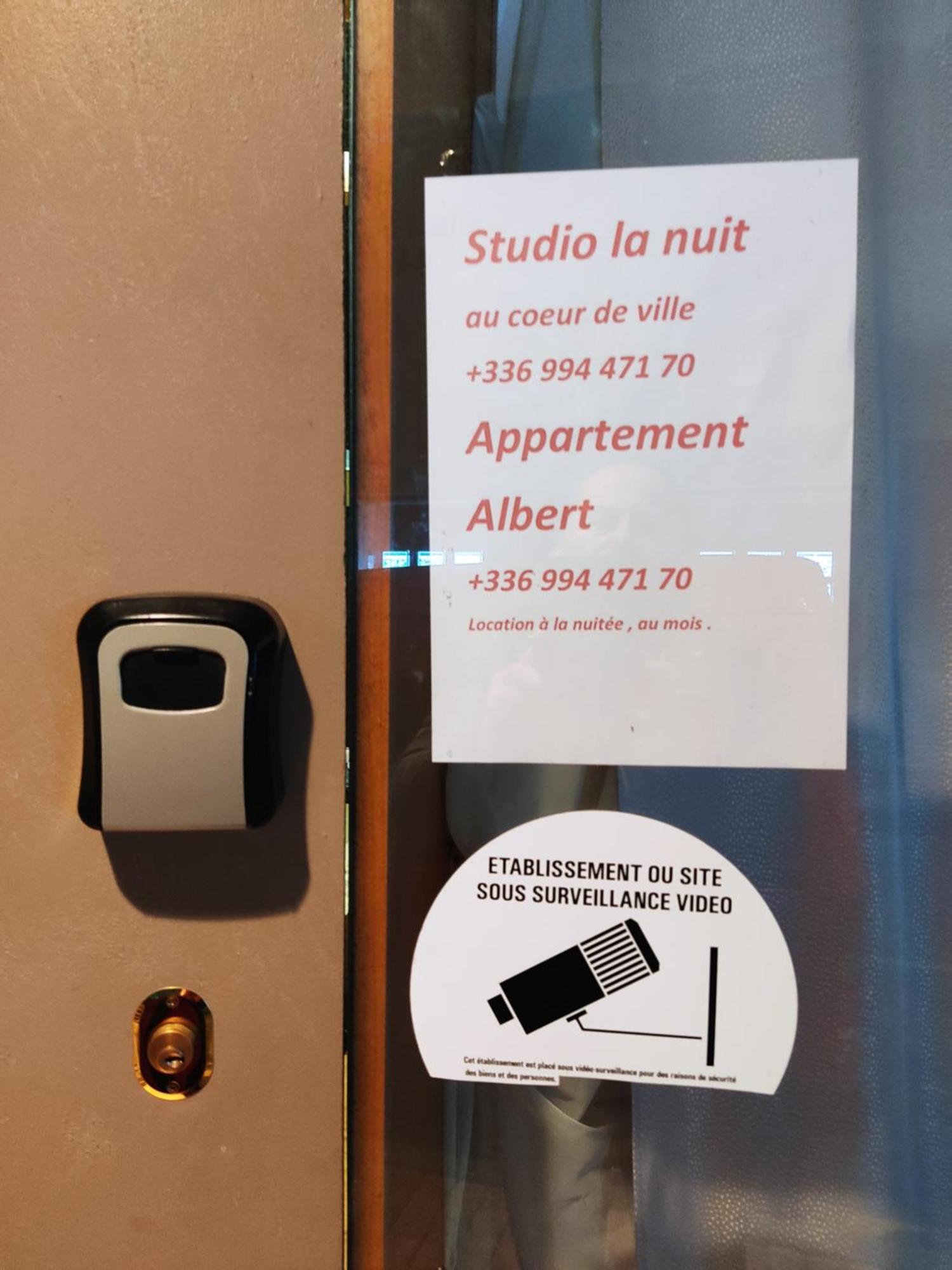 Studio La Nuit Au Coeur De Ville Limoux Exteriör bild